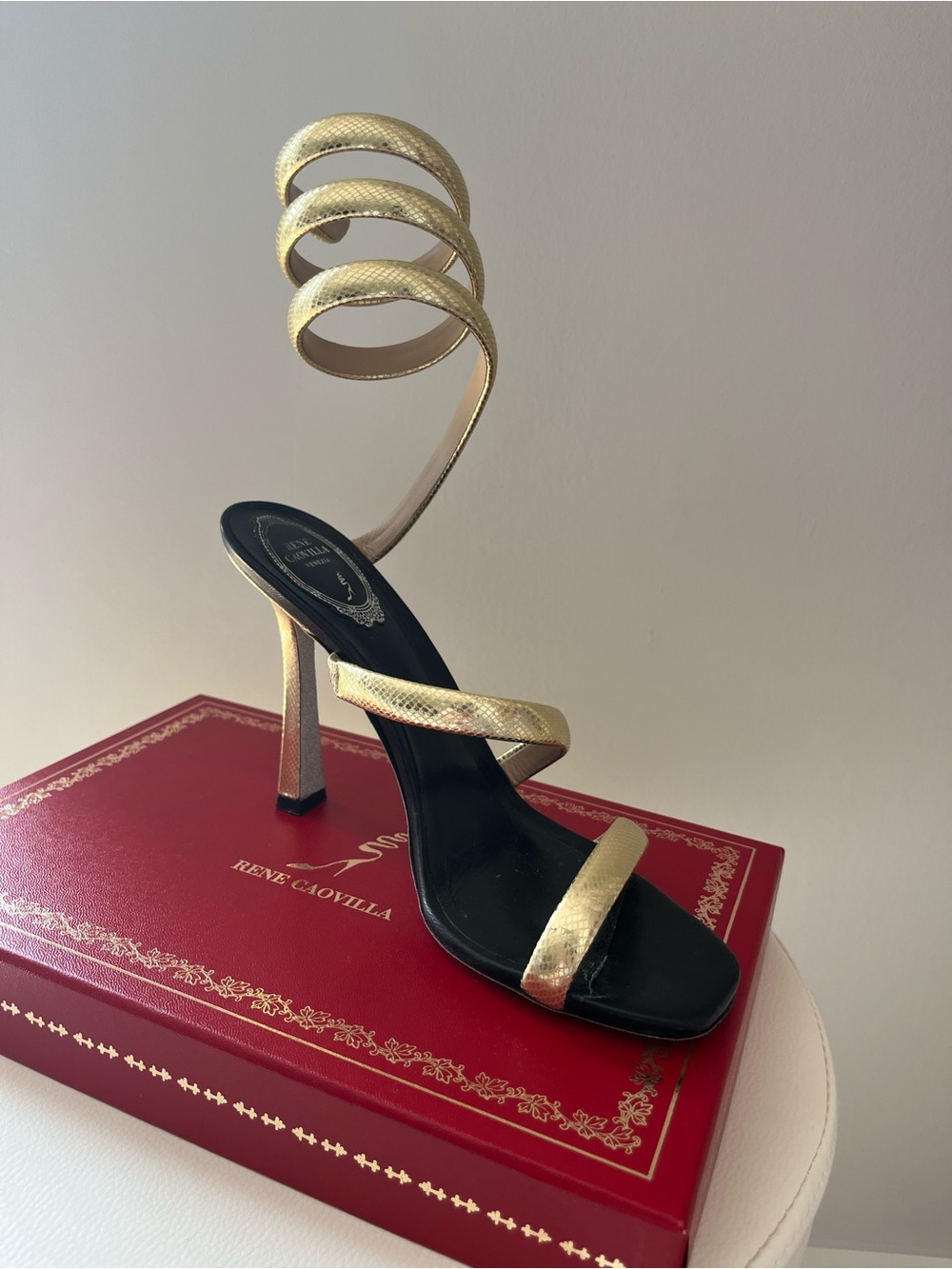Rene Caovilla Cleo high heel in Platinum LIKE NEW - Picture 3 of 6